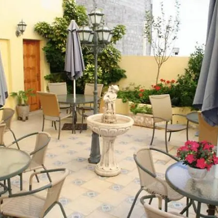 La Vista 2* Guía de Isora