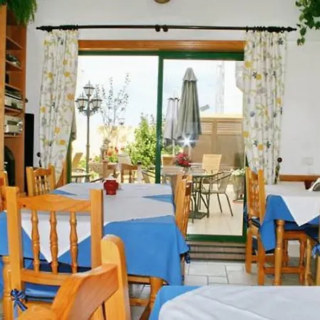 La Vista فندق 2*